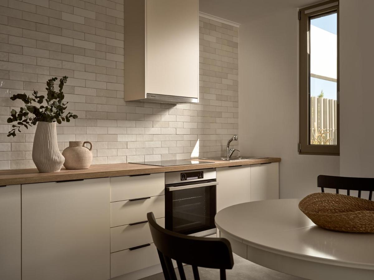 Azera Suites Alykanas  Luaran gambar